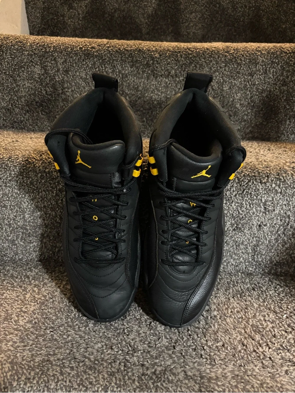 Jordan 12 Retro Mid Black Taxi Size 12 OG Rare authentic